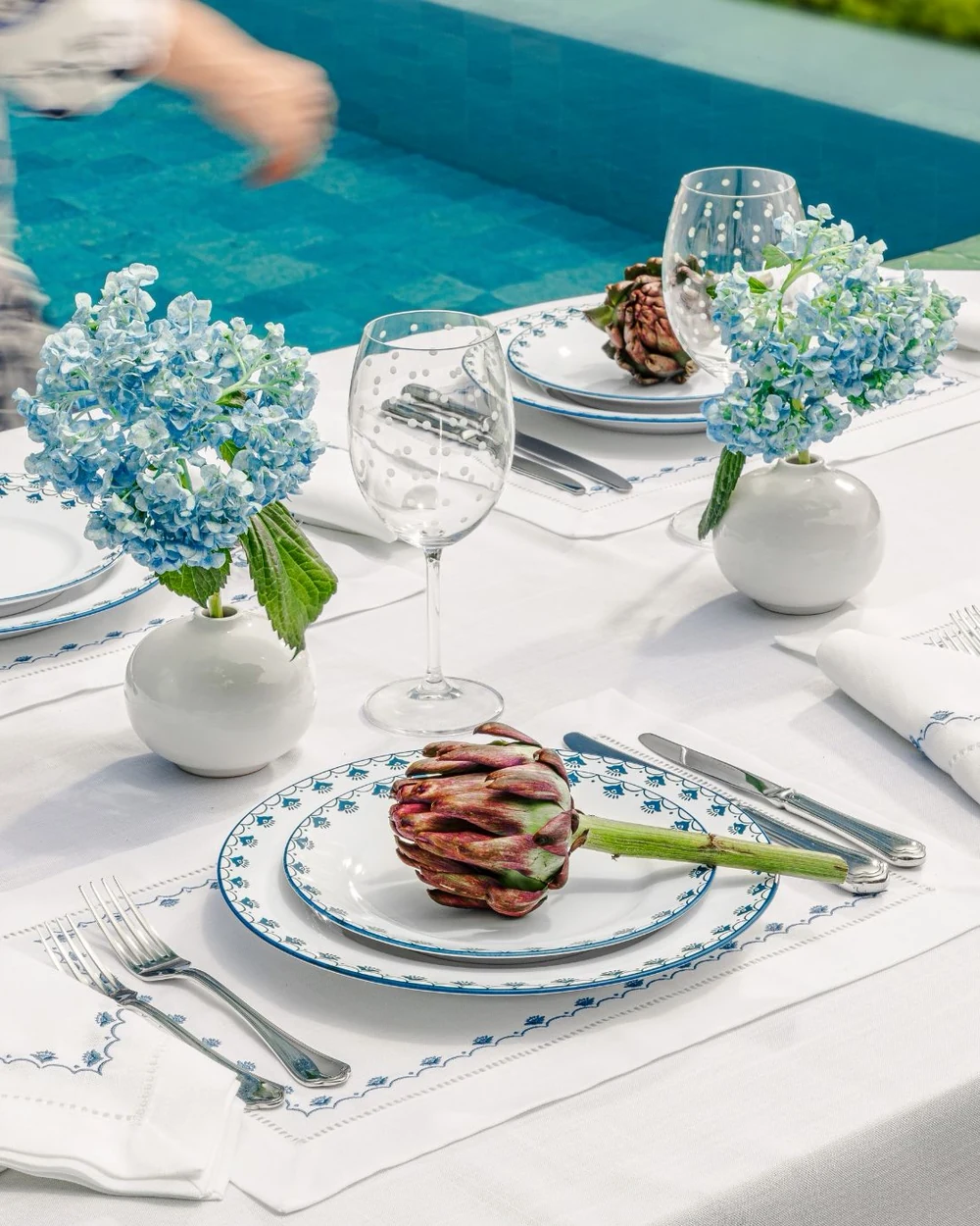 Jogo de jantar e jogos americanos da Trez Home em mesa posta